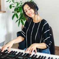 Costway 61 Keys Keyboard Piano Electric Portable Digital Piano for Beginners in Black