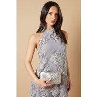 Oasis Women's Beaut Satin Twist Clutch Bags in Silver