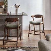 Wyld and Coco Classic Living Set 2 Bar Chairs Green and Brown Polyester Rubberwood