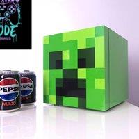 Menkind Minecraft Creeper Cube Mini Thermoelectric Fridge in Green