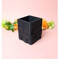 SPETLEK Square Pen Pot Desk Organiser in Black | Size: 0.6m2