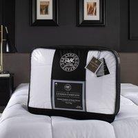 The Lyndon Company Hotel Goose Feather & Down 10.5 Tog All Year Round Duvet in White | Size: Super King