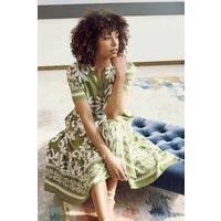 Izabel London Women's Abstract Short Sleeve Tiered Midi Dress in Green | Size: 8