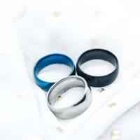 The Colourful Aura Men's 8mm Stainless Steel Rotatable Spinner Band Ring in Black | Size: N