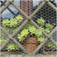 Living and Home 0.9 X 6M Galvanized Hexagonal Wire Mesh Fence Netting in Silver