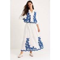 Bianco Lucci Women's Oversized V-neck Embroidered 3/4 Sleeve Shirt & Wide Leg Pants Set | Size: Large