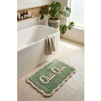 Mooky Mats Oui Oui Slogan Scalloped Bath Mat in Green