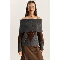 Bianco Lucci Women's Madonna Collar Knitted Sweater with Baklava Pattern in Charcoal