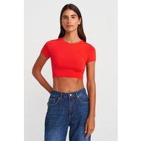 Dilvin Women's Women's Slim Fit Crop T-Shirt in Red | Size: Small