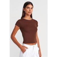 Dilvin Women's Slim Fit Cotton Crop T-Shirt in Brown | Size: Small