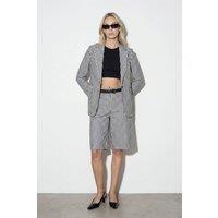Dilvin Women's High-waist Striped Belted Tailored Shorts | Size: Small