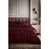 Soiree 'Belfort' Woven Geo Velvet Duvet Cover Set in Dark Red | Size: Super King