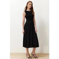 WOVCOR Women's Pleated Lined Sleeveless Stretch Knit Midi Dress in Black | Size: Large