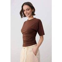 WOVCOR Women's Wardrobe Essentials Fitted Short Sleeve Stretch Knit T-Shirt in Brown | Size: Small