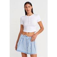 Dilvin Women's Slim Fit Crop Blouse With Buttons in White | Size: Large