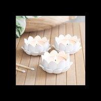 KDMD Set of 3 White Lotus Flower Resin Tealight Holders
