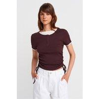 Dilvin Women's Cotton Slim Fit Crew Neck T-Shirt in Burgundy | Size: Small