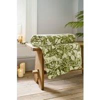 Deyongs Winter Forest 140x180cm Throw - Soft Printed Fleece Blanket - Woodland Animal Design in Green | Size: 140 cm x 180 cm