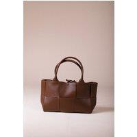 SVNX Women's Wide Woven Tote In Brown
