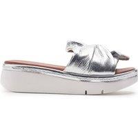 Moda In Pelle Women's 'Ollin' Leather Slider Sandals in Silver | Size: 5