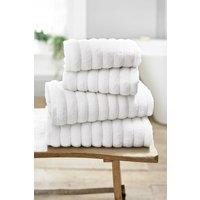 The Lyndon Company Premium Luxury Ribbleton Supersoft Cotton Bathroom Towels in White