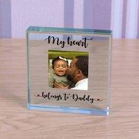 Uniqueful Men's Personalised Heart Belongs To Daddy Glass Token for Fathers Day Dad in Clear