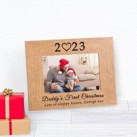 Uniqueful Men's Personalised Daddy's First Christmas Wood Picture Frame 7 x 5 Dad in Brown