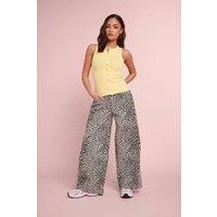 PixieGirl Women's Petite Leopard Print Wide Leg Jeans in Light Brown | Size: 12S