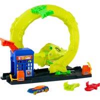 Hot Wheels City Snake Attack Gas Station Playset