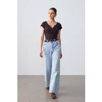 Dilvin Women's Slim Fit Cotton U-Neck T-Shirt in Charcoal | Size: Small