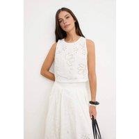 WOVCOR Women's Fisto Floral Embroidered Sleeveless Blouse in White | Size: 12