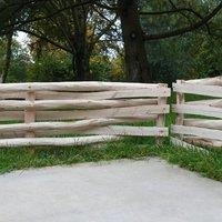 Woven Wood 9.12m - 8 Pieces Premium Chestnut Lawn Edging - 30cm Height in Natural