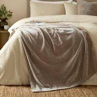 Yard Heavy Chenille Velvet Throw in Beige | Size: 150 cm x 200 cm