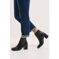 Dorothy Perkins Women's Morgan Round Toe Medium Block Heel Ankle Boots in Black | Size: 3