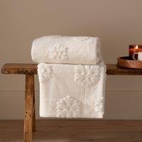 Furn Snowflakes Soft Flannel Fleece Throw in Off-White | Size: 150 cm x 200 cm