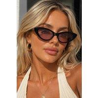 Lemon Daisy Accessories Women's The 'Beach Club Energy' Sunglasses in Black