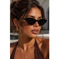 Lemon Daisy Accessories Women's The 'Beach Club Energy' Sunglasses in Jet Black