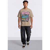 LONDON ATTITUDE Men's Retro Graphic Oversized Heavyweight Streetwear T-Shirt in Light Sand | Size: 3XL