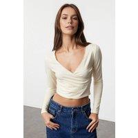 WOVCOR Women's V-Neck Long Sleeve Crop Knit Top With Lace Trim Detail in Ecru | Size: XS