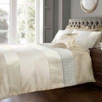 Intimates Pandora Duvet Cover & Pillowcase Set with Jacquard in Cream | Size: Single