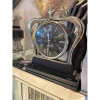 HOME LUXE INTERIOR Hollywood Crown Mantle Clock Silver