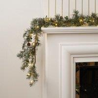 Scottish Everlastings Ltd 150cm Natural Feel Garland with lights in Green