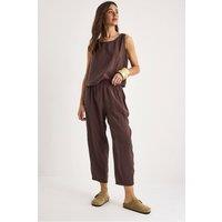 Bianco Lucci Women's Sleeveless Crew Neck Blouse & Carrof Ft Pants Set in Brown | Size: Medium