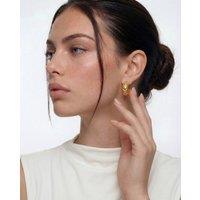 Elk & Bloom Women's Chunky 14k Gold Engraved Huggie Hoops