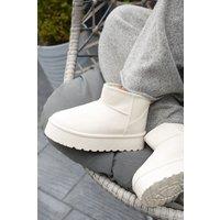 Where's That From Women's 'Calla' Flatform Fur Lining Ankle Boot in Cream | Size: 7