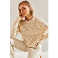 Bianco Lucci Women's Patterned Thick Crew Neck Sweater in Off-White