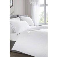 Appletree 'Premium 200TC Plain Dye' Hotel Quality 100% Percale Cotton Duvet Cover Set in White | Size: Single