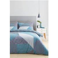 Catherine Lansfield Larsson Geo Duvet Set in Teal | Size: King