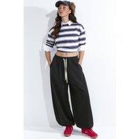 Hiccup Women's Balloon Fit Sweatpants in Black | Size: XL