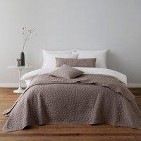 Pebble Bedspread